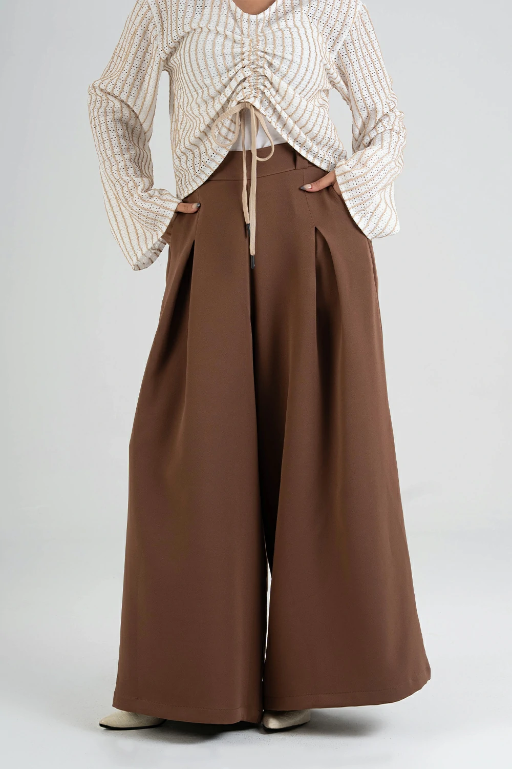 High-Waisted Pleated Wide-Leg Classic Trouser